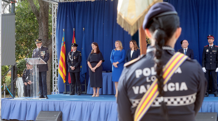 València conmemora la actuación de la Policía Local en la DANA