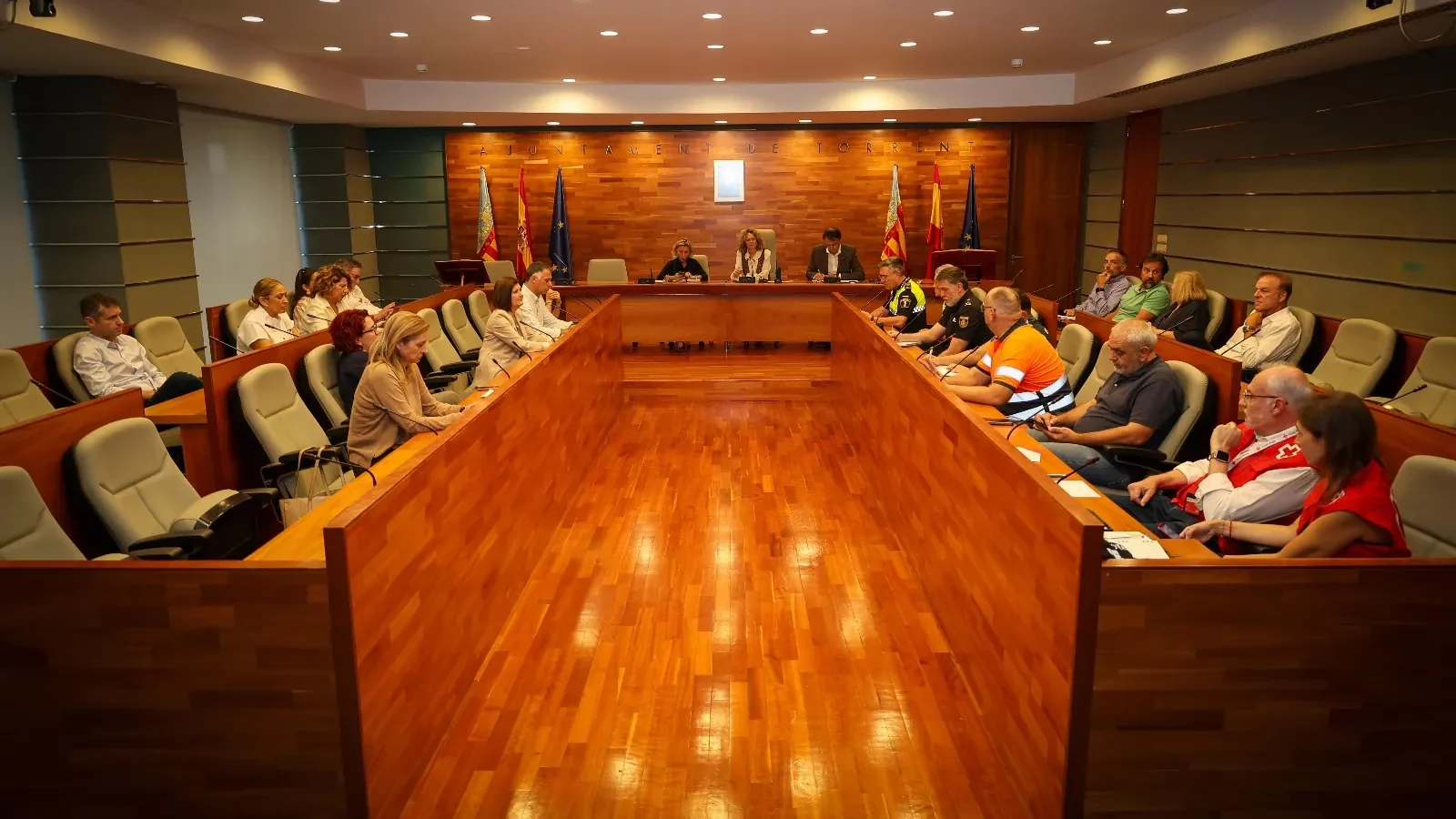 Torrent activa el CECOPAL y refuerza la coordinación ante la alerta naranja por lluvias, esta noche