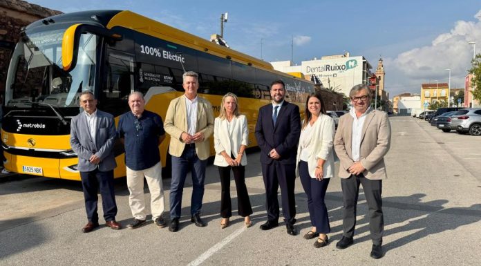 Presentación de la nueva línea de bus entre Rafelbunyol, El Puig de Santa María y Puçol