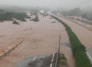 A7 entre la Comunitat Valenciana y Catalunya, en el termino municipal de Ulldecona tras el paso de la DANA