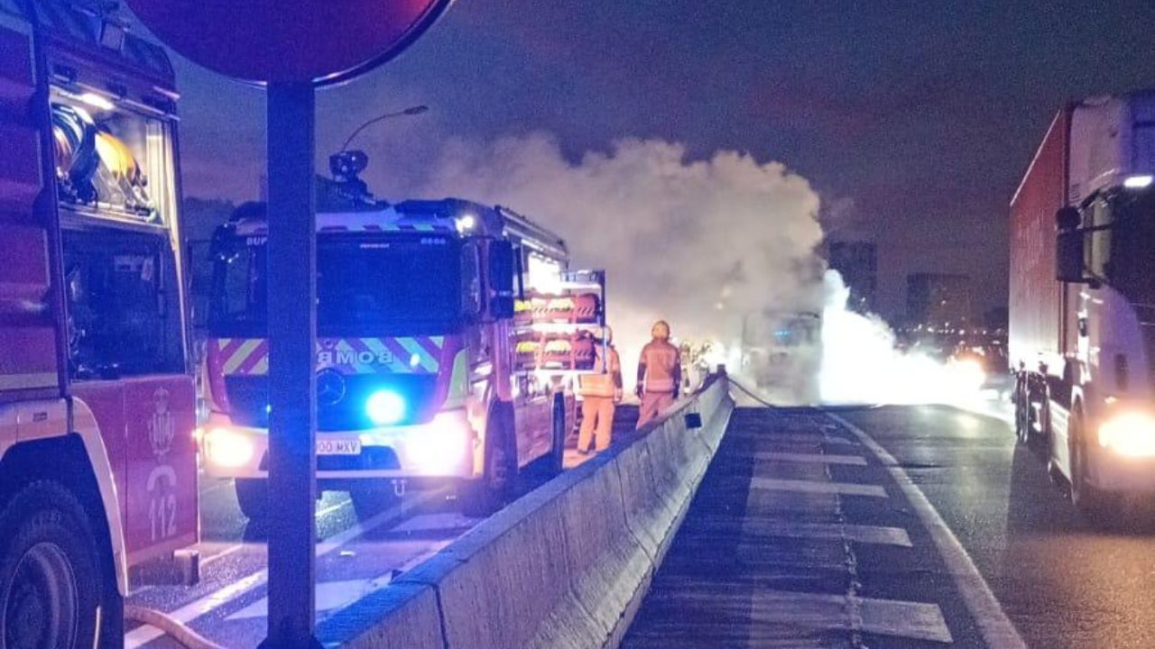 El incendio se ha producido a primera hora de la mañana