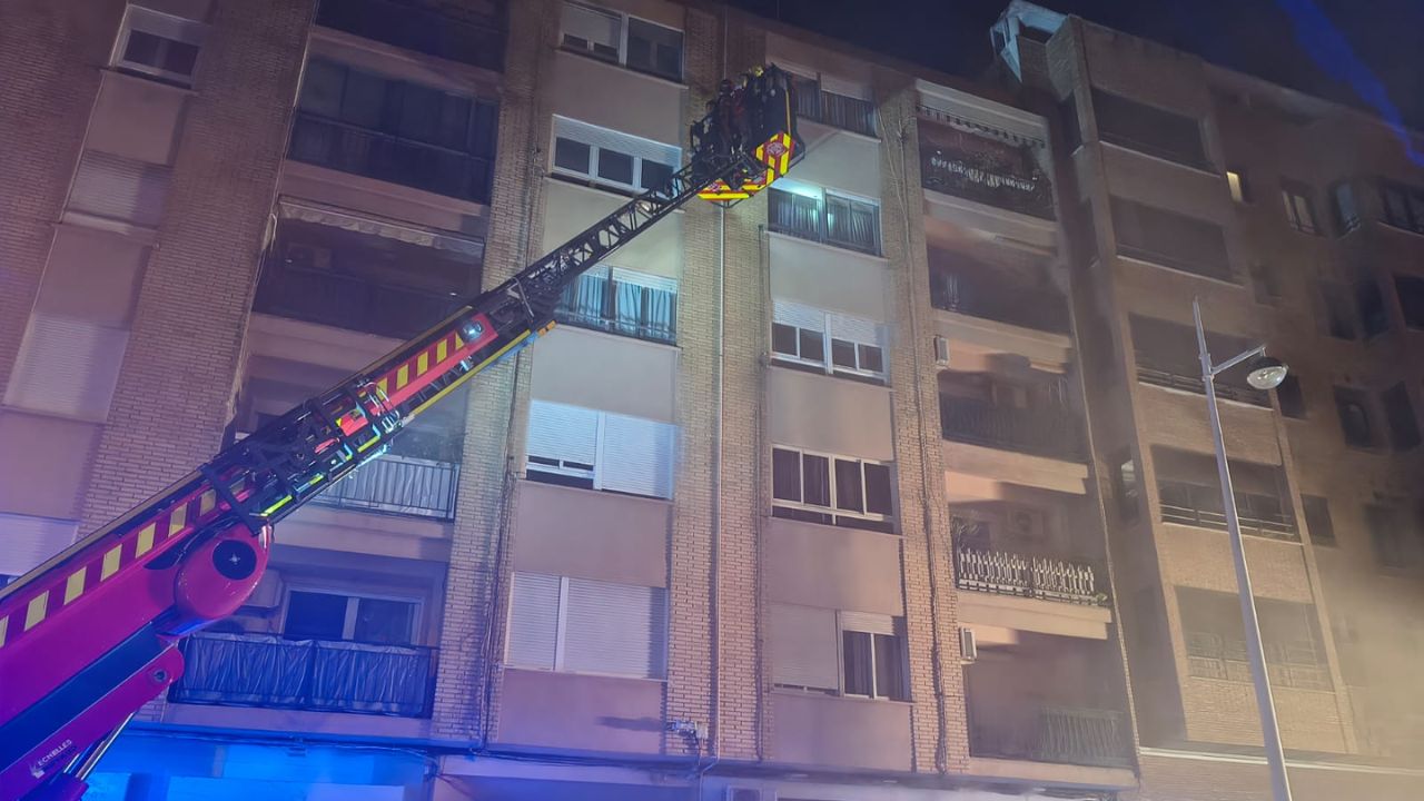 Incendio en Alboraya, minutos después del de Gandia