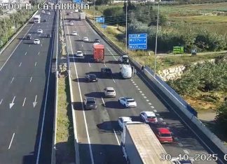 Tráfico poco fluido en la V-36 a su paso por Catarroja