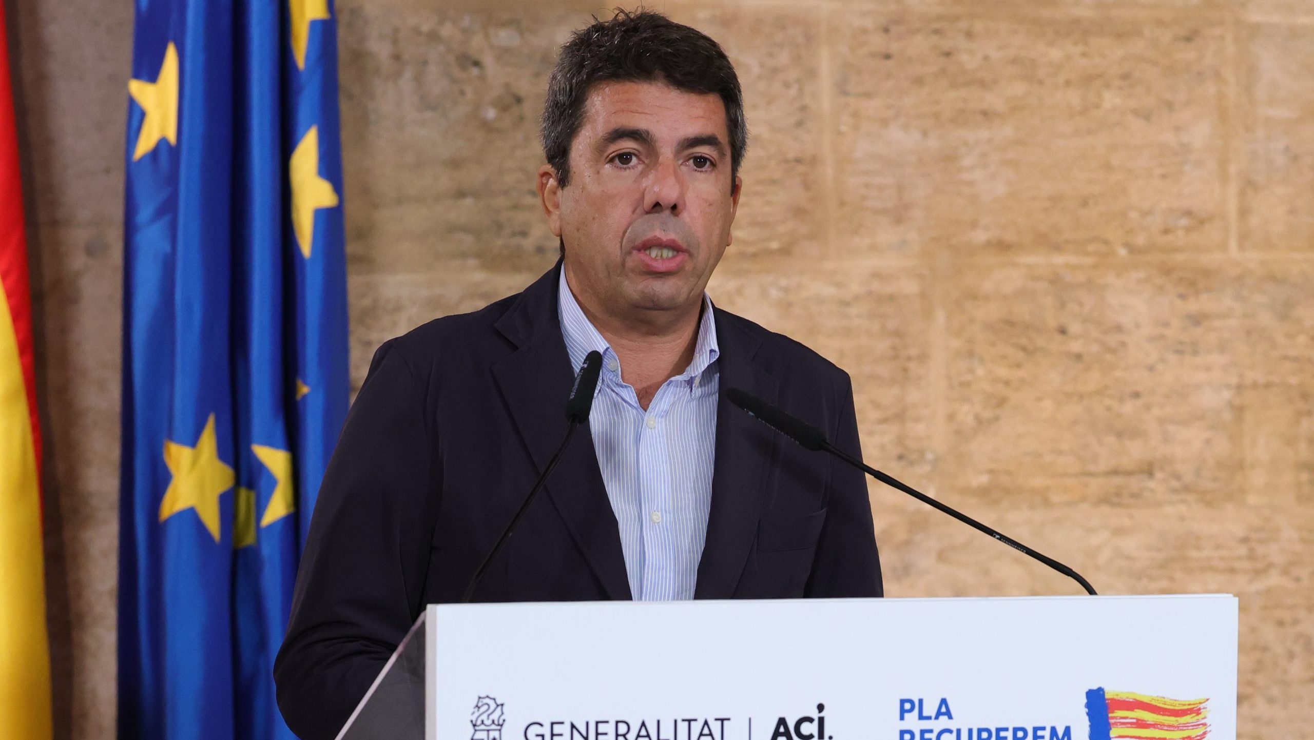 La Generalitat aprueba una ayuda de 500€ para cada alumno afectado por la DANA