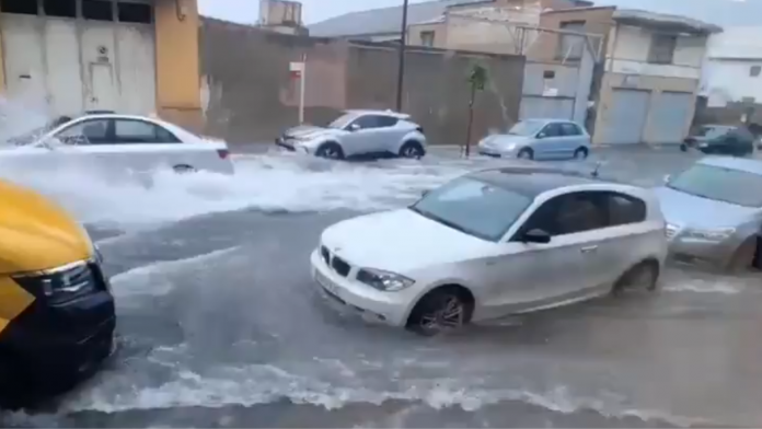 Las tormentas torrenciales azotan Valencia: así avanzan las inundaciones en la Ribera y la Safor
