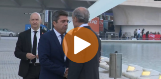 VÍDEO | Inesperado encuentro entre Mazón y Camps en el funeral de Estado