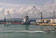 Muere una joven tras caer con el coche al agua en el puerto de Gandia y detienen a la conductora