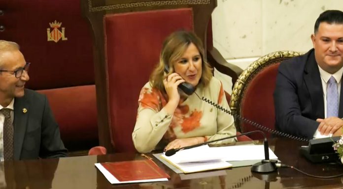 TELEFONADA 2025| Del teléfono fijo al ‘streaming’: así ha cambiado el gran anuncio fallero