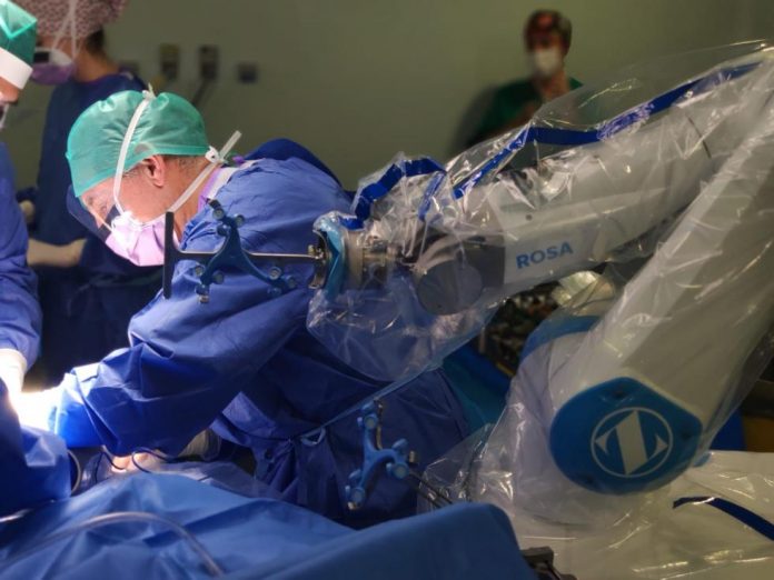 cirugia robótica cadera