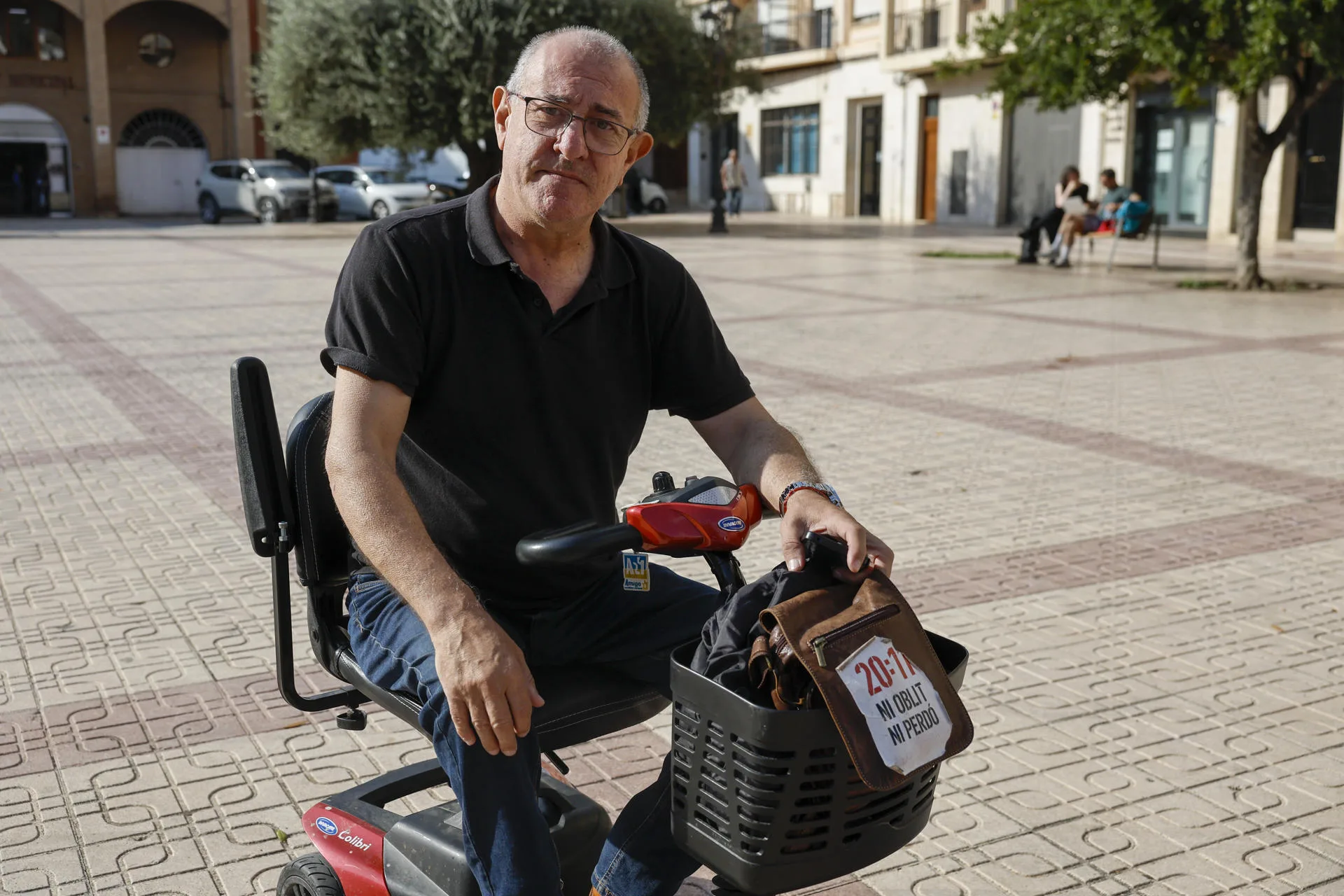 Ernesto Martínez, tío de Elizabeth Gil, una de las tres personas desaparecidas por la dana cuyos cuerpos todavía no han sido recuperados / EFE