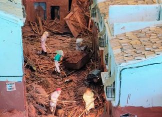 Maqueta de la DANA expuesta en la estación de Les Carolines