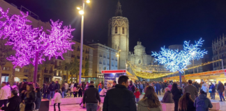 Valencia prepara una Navidad con más luz y nueva decoración Valencia prepara una Navidad con más luz y nueva decoración