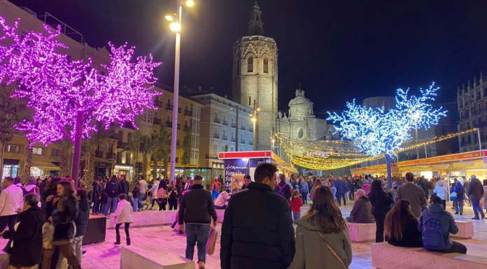 Valencia prepara una Navidad con más luz y nueva decoración