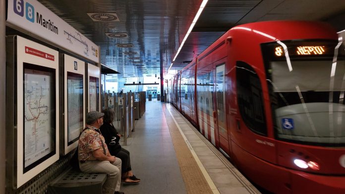 Metrovalencia cerrará las estaciones de tres líneas del tranvía por obras