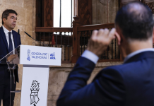 Cuenta atrás para elegir al nuevo president de la Generalitat: así son los dos escenarios posibles Cuenta atrás para elegir al nuevo president de la Generalitat: así son los dos escenarios posibles