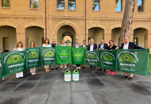 Calpe y Peñíscola logran la Bandera Verde de Ecovidrio en su sexta edición Calpe y Peñíscola logran la Bandera Verde de Ecovidrio en su sexta edición