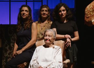 ‘Yo solo quiero irme a Francia’, un viaje hacia la libertad que atraviesa generaciones