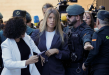 Maribel Vilaplana rompe su silencio: «Mazón no estaba incomunicado, atendía llamadas y mensajes” Maribel Vilaplana rompe su silencio: "Mazón no estaba incomunicado, atendía llamadas y mensajes”