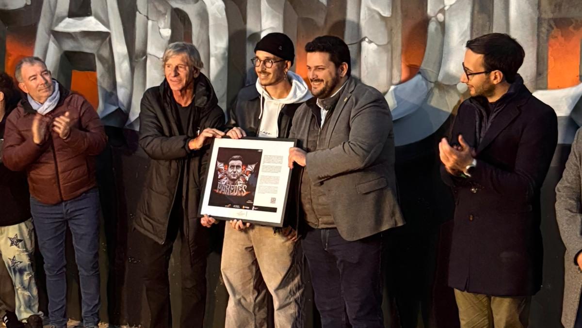 Albal presenta un mural en homenaje al futbolista local Pepe Paredes