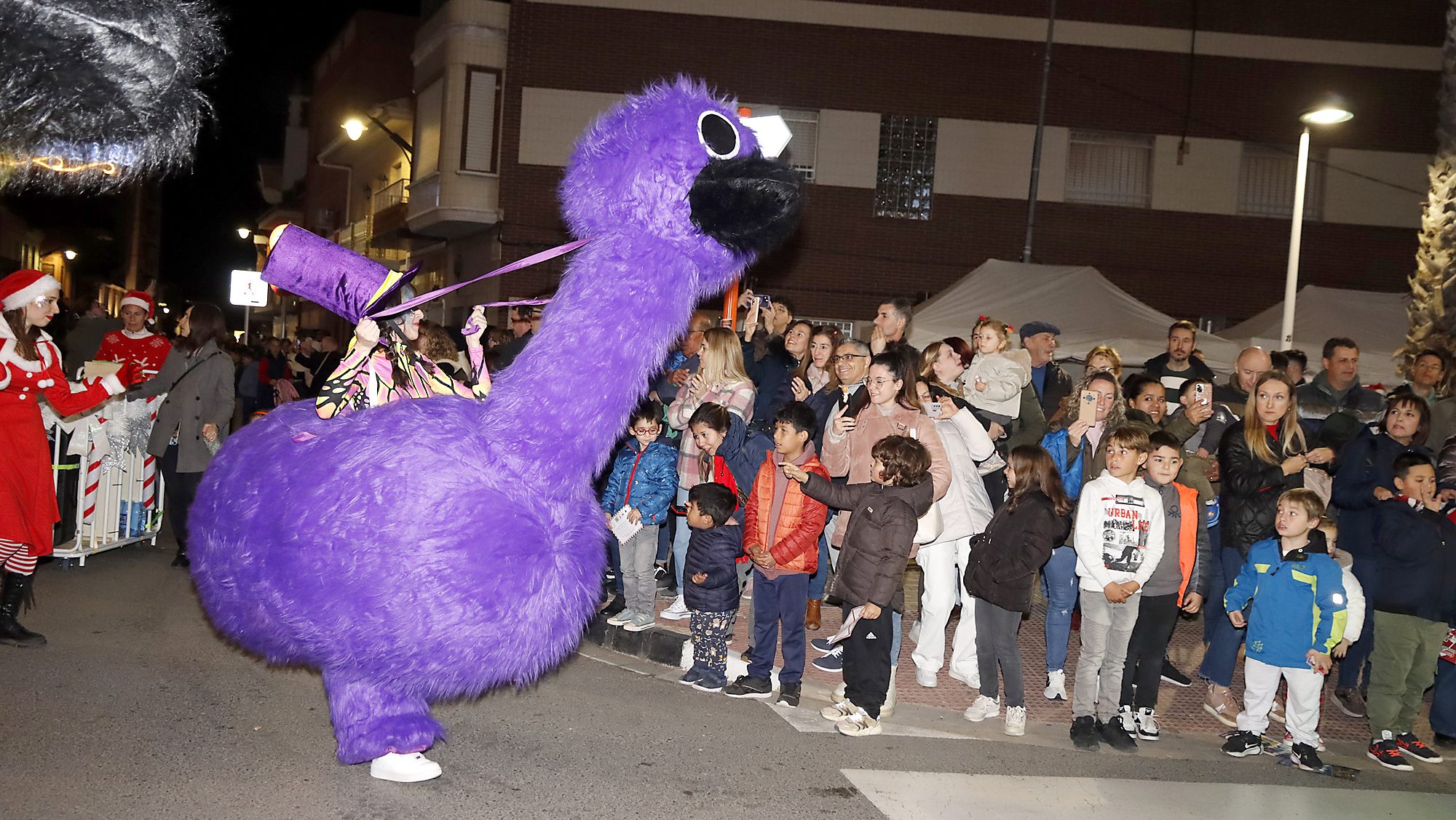 Programación completa de la Feria de Navidad, del 12 al 14 en la avenida Mancomunitat