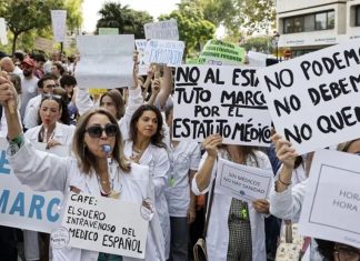 Macrohuelga de médicos. EFE