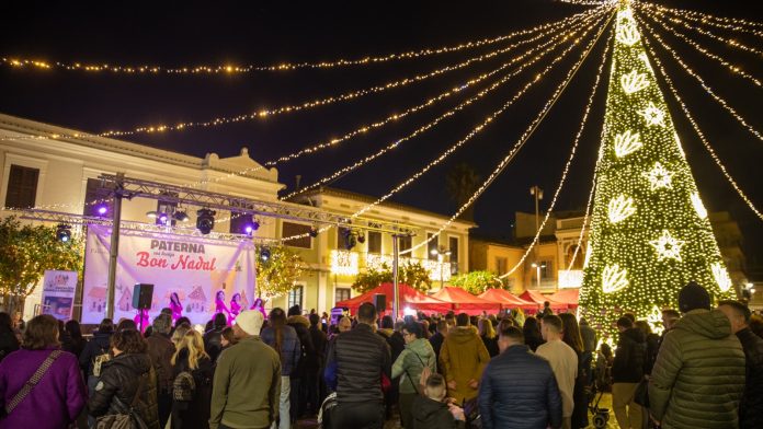 7TeleValencia - Paterna Navidad Paterna vive la Navidad con tradición, cultura, música y actividades con espíritu solidario que unen generaciones
