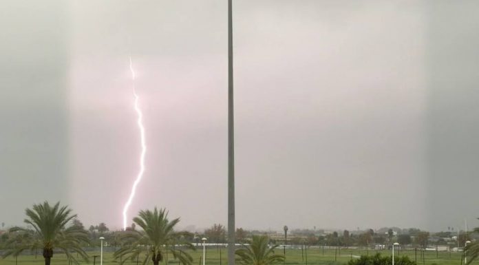 La Alerta Roja durará hasta las seis de la madrugada del lunes