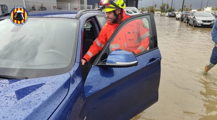 Los bomberos se refuerzan con un dispositivo de 250 efectivos por las lluvias