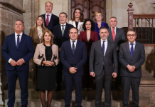 El nuevo Consell toma posesión con el objetivo de ponerse «al servicio del pueblo valenciano»