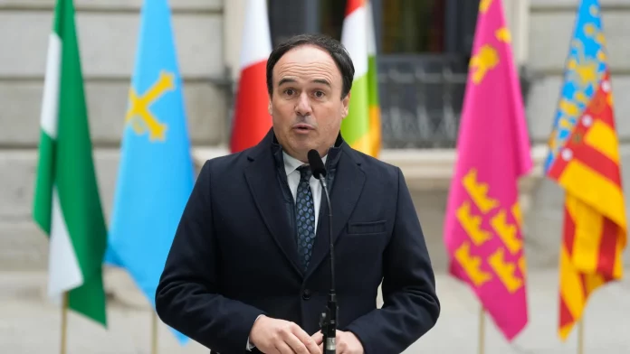 7televalecia-perez-llorca El president de la Generalitat Valenciana, Juanfran Pérez Llorca, el Día de la Constitución, este sábado, en Madrid. EFE/Borja Sánchez-Trillo