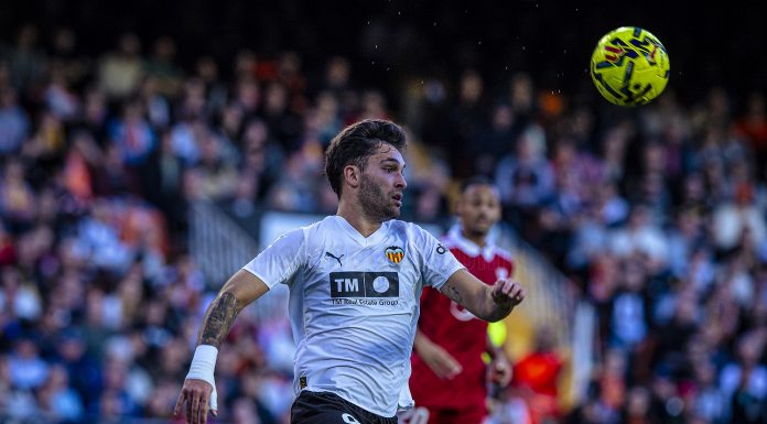 El Valencia CF consigue un empate en el último minuto