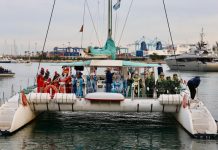 La Cabalgata de Reyes de Valencia se mantiene pese al frío