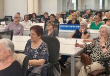 Alumnos de un colegio valenciano acompañarán a personas mayores