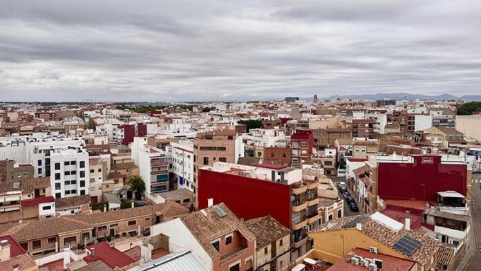 Paterna negocia con el Ministerio de Defensa la construcción de 2.000 viviendas públicas