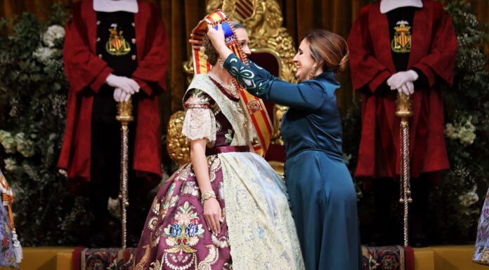 Las Exaltaciones de las Falleras Mayores de València rompen con el formato tradicional