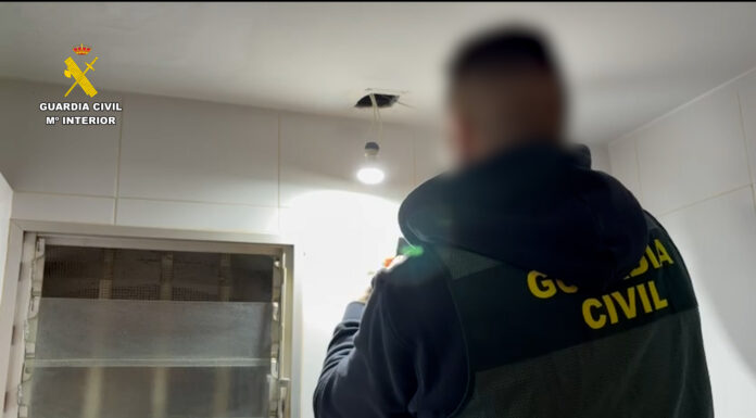 Investigan un bar de Valencia por grabaciones ocultas en los baños Investigan un bar de Valencia por grabaciones ocultas en los baños