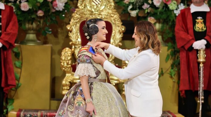 Vuelve a ver la exaltación de la Fallera Mayor de Valencia 2026 en 7TeleValencia