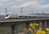 Renfe lanza sus ‘Superprecios’: billetes desde 7 euros para viajar por toda España y Europa Imagen de archivo de un AVE