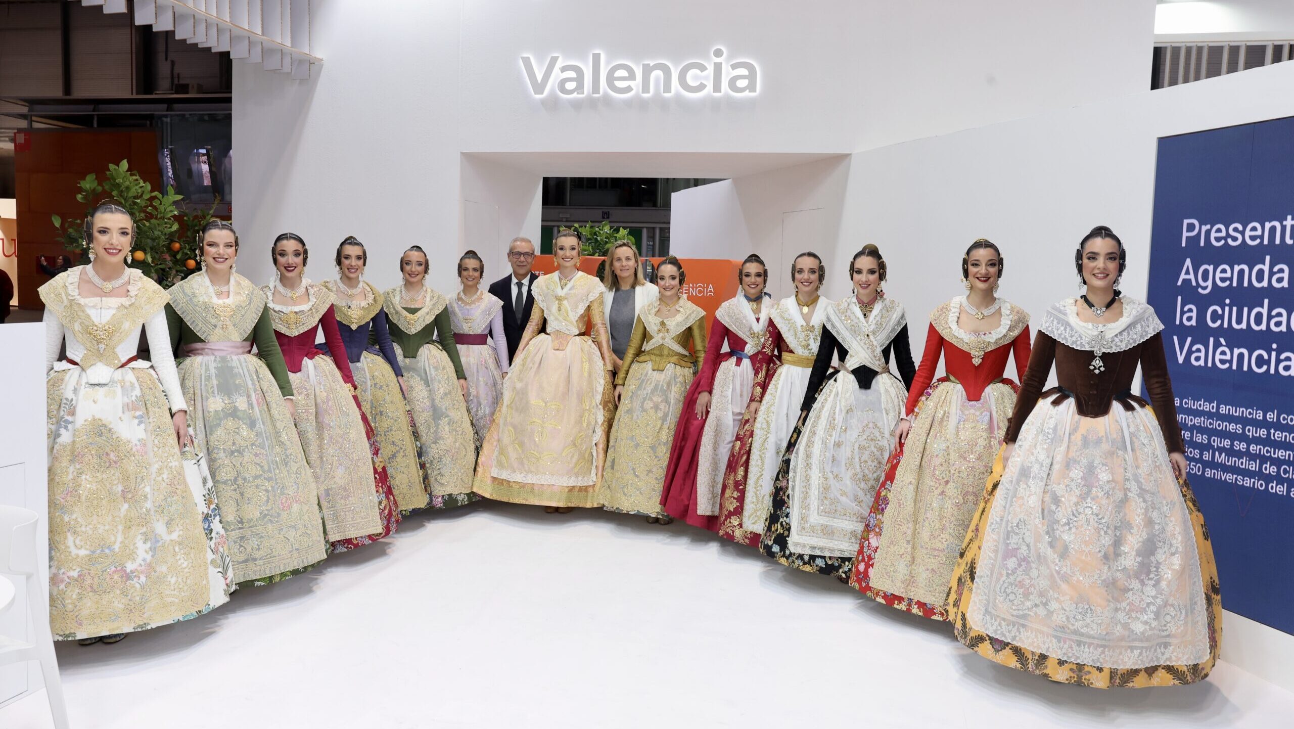 Las Falleras Mayores 2025 en Fitur