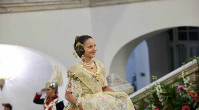 Cómo se ha convertido Marta Mercader en Fallera Mayor Infantil: así ha sido su recorrido Marta Mercader. JCF Fotofilmax