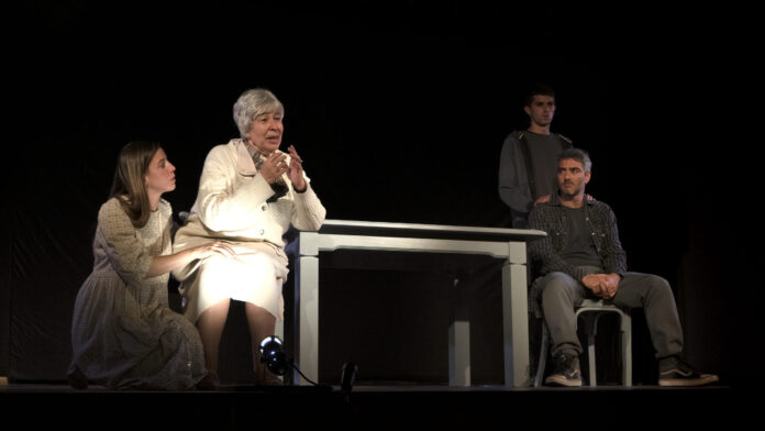 7TeleValencia - Rambleta ‘Nuestros muertos’, dos violencias, una misma herida