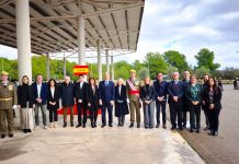 El Ministerio de Defensa otorga al alcalde de Sedaví el mérito militar por su actuación durante la DANA Defensa otorga a José F. Cabanes la Cruz al mérito militar con distintivo blanco