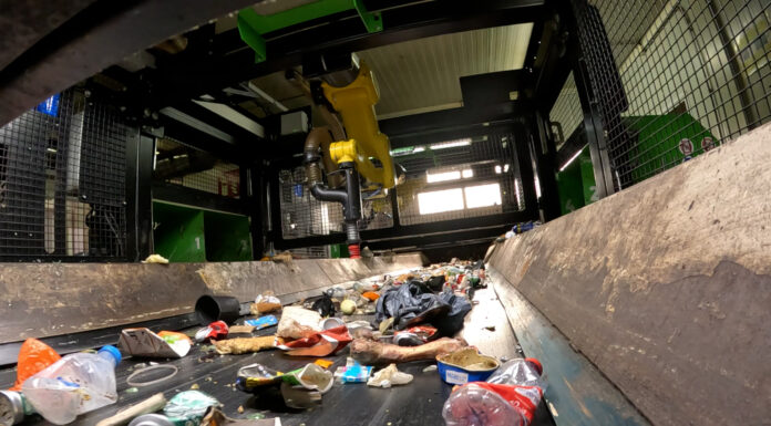 Así son los robots con IA de EMTRE para gestionar los residuos de Valencia