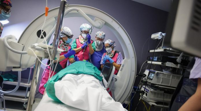 El Hospital La Fe cuenta con un nuevo arco pulmonar que reduce la radiación en pacientes