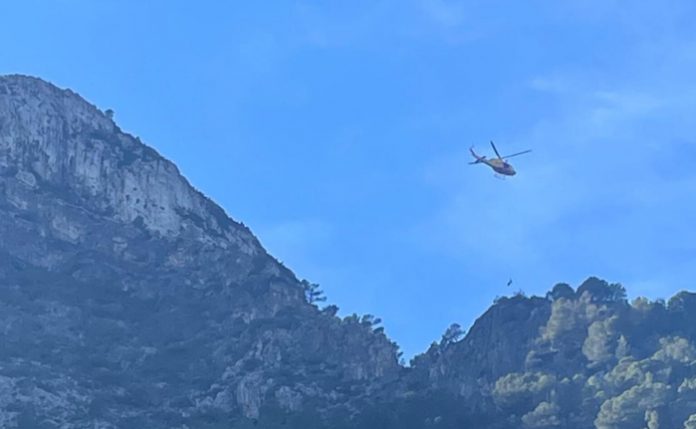 Rescatan a seis personas Rescatan a seis personas