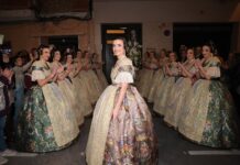 Carmen Prades, deslumbrante con un espolin color «Terreta» en el día de su exaltación