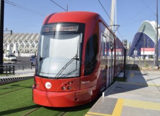 Un robo de cable provoca retrasos en tres líneas de Metrovalencia