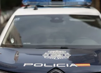 Vehículo de la Policía Nacional. EFE/Mariscal. menores