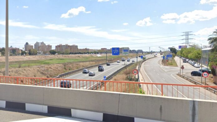 Puente de la V-30 a la altura de Xirivella