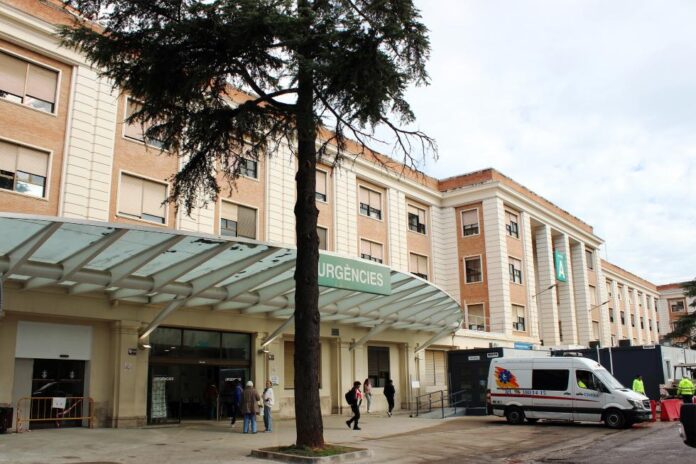 General VLC. Urgencias entrada